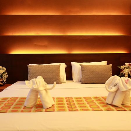 The Bangkok Major Suite Exteriör bild