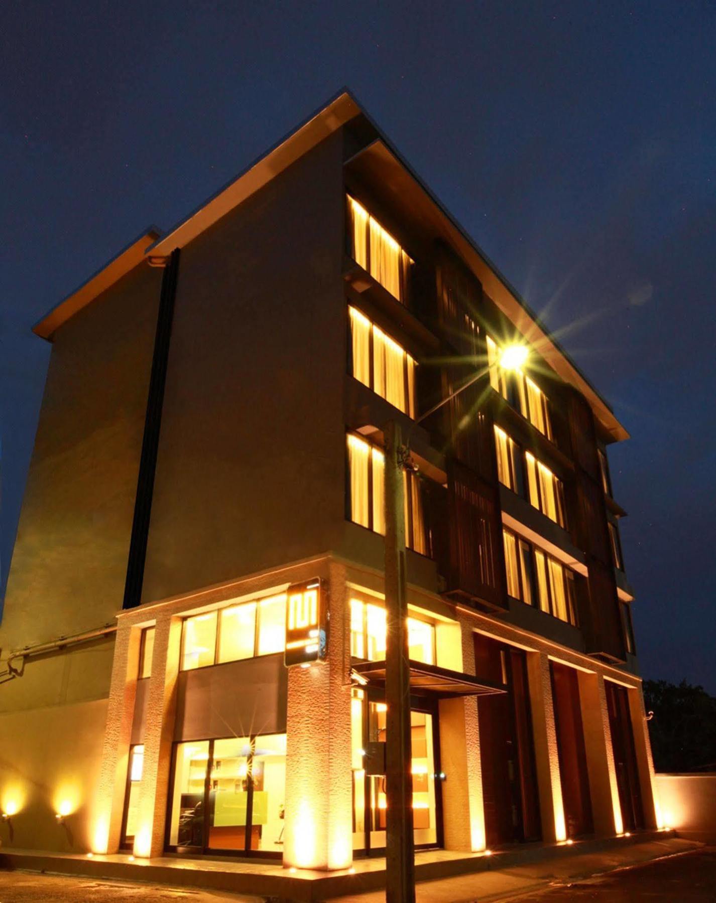 The Bangkok Major Suite Exteriör bild